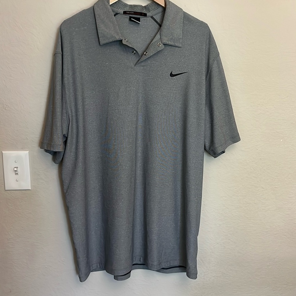 Men’s golf polo Nike and Tiger Woods size XL